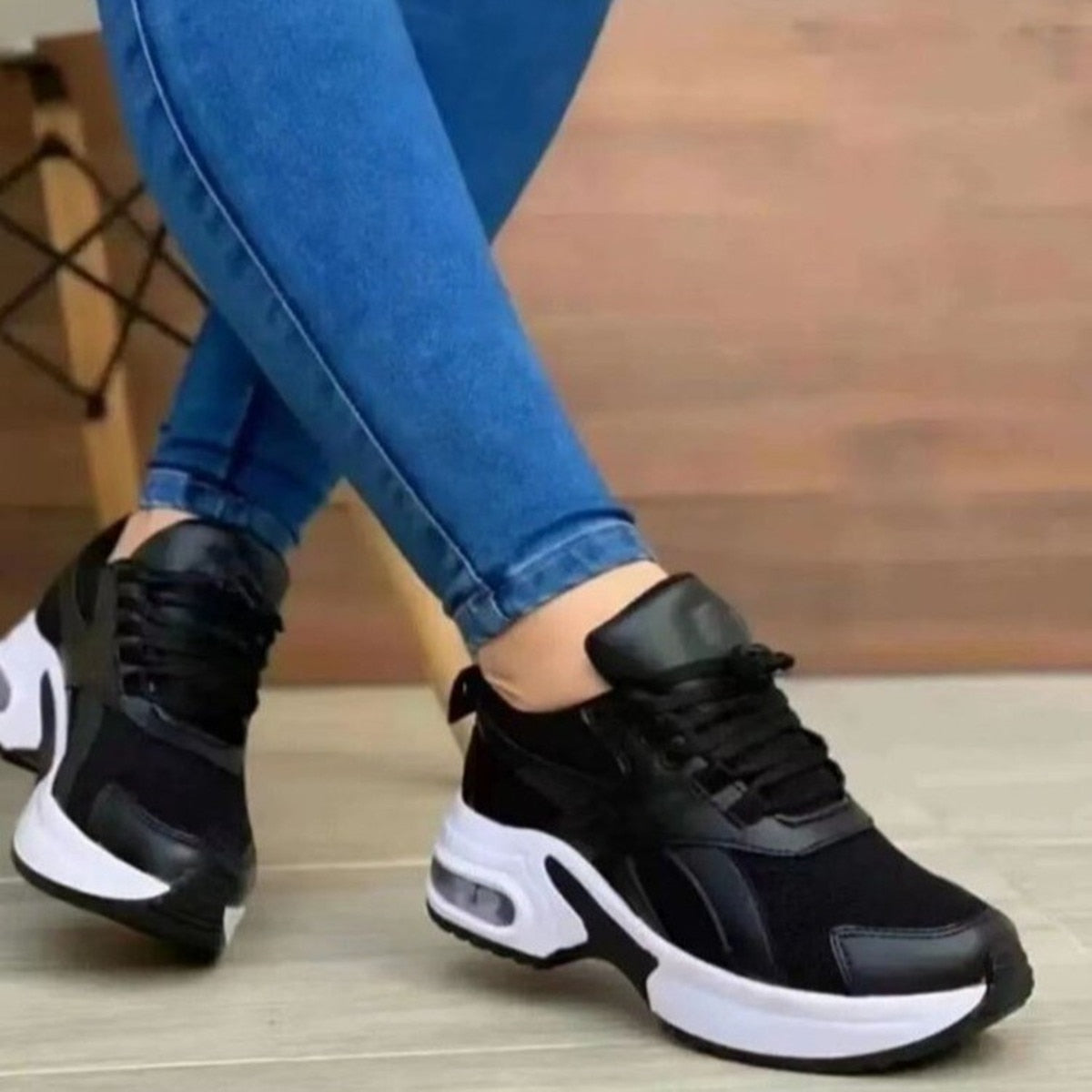 Plus Size 35-43 Women  Outdoor Sneakers