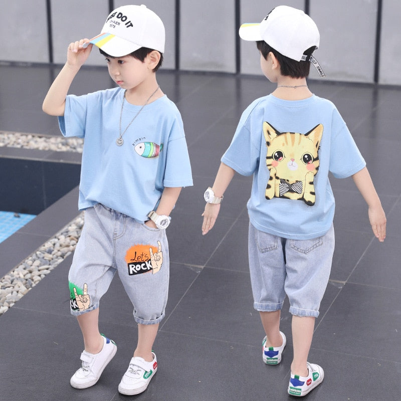 Boy's Summer graphic outfit. Cat graphic, Short-sleeved Tops, and Shorts. Outspoken fit with personality. - twobusybodies