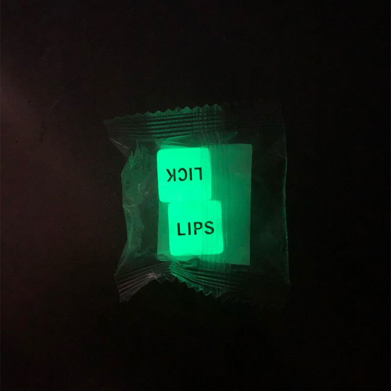 20pcs Glow in Dark Love Dice