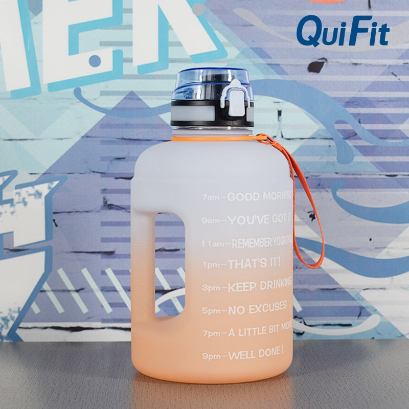 Quifit2.2L/3.78Lbouncing straw sports gallon water bottle