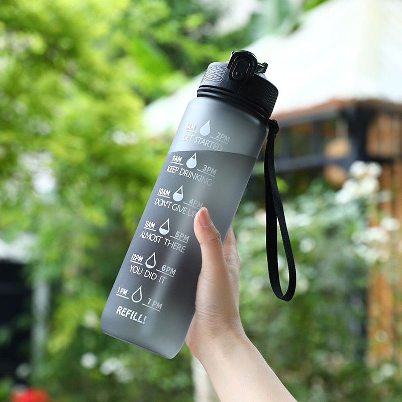 1L Plastic Water Bottle with Straw